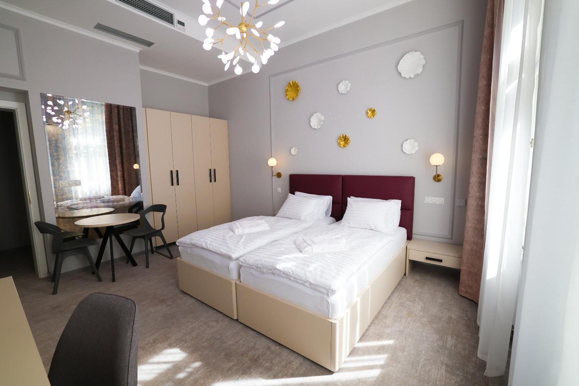 Boutique Hotel Ambiente ****+ Karlsbad Exterior foto
